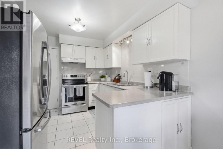 1298 PINEHURST AVENUE, Oshawa (Donevan), Ontario, L1H8G5