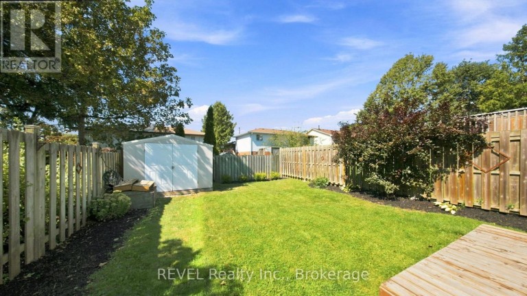1298 PINEHURST AVENUE, Oshawa (Donevan), Ontario, L1H8G5