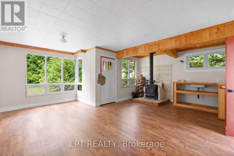 36 NURME AVENUE, Georgina (Baldwin), Ontario, L0E1N0