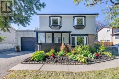 30 HERKLEY DRIVE Brampton (Madoc) Ontario photo 1