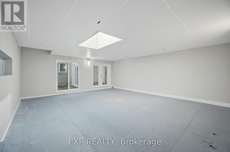 30 HERKLEY DRIVE, Brampton (Madoc), Ontario, L6V2E8