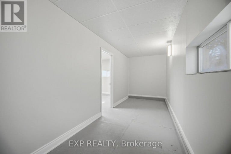 30 HERKLEY DRIVE, Brampton (Madoc), Ontario, L6V2E8