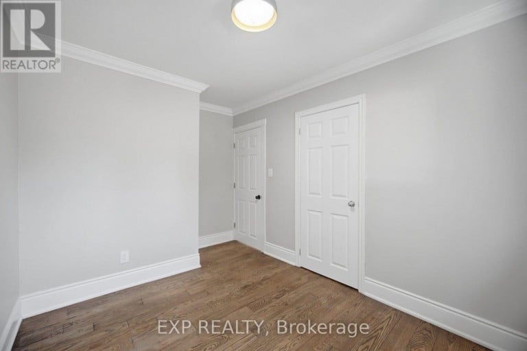 30 HERKLEY DRIVE, Brampton (Madoc), Ontario, L6V2E8