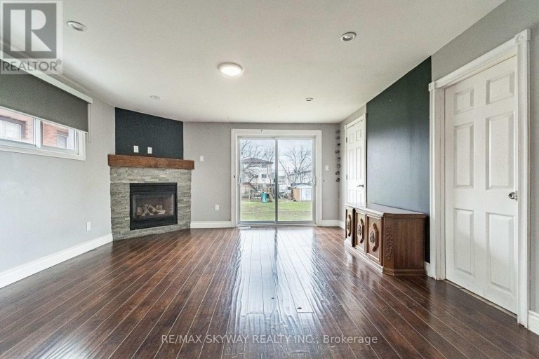 1230 DUKE STREET, Cambridge, Ontario, N3H3V7