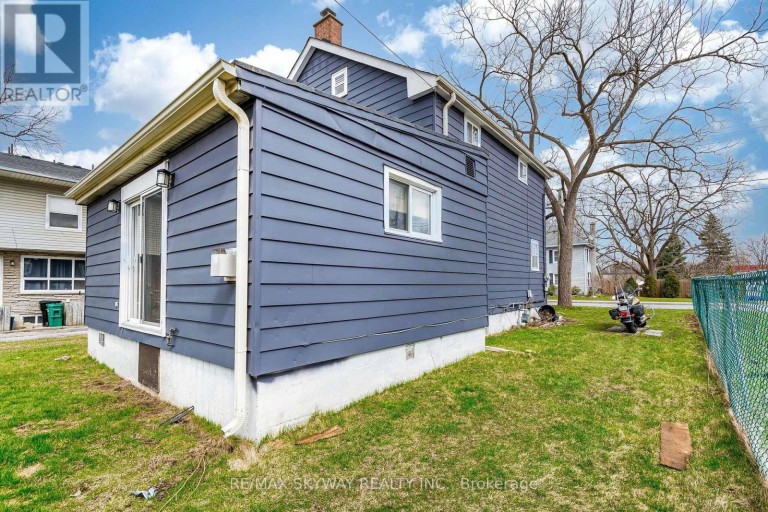 1230 DUKE STREET, Cambridge, Ontario, N3H3V7