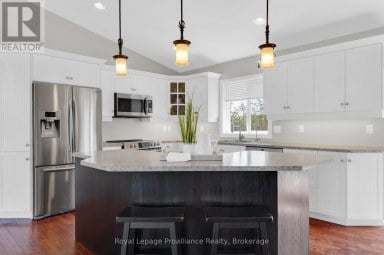 3471 COUNTY 3 ROAD Prince Edward County (Ameliasburg Ward) Ontario photo 10