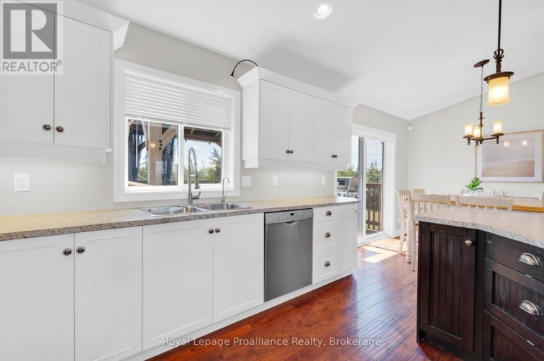 3471 COUNTY 3 ROAD, Prince Edward County (Ameliasburg Ward), Ontario, K0K1L0