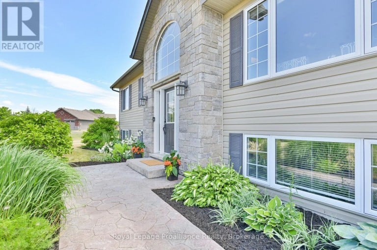 3471 COUNTY 3 ROAD, Prince Edward County (Ameliasburg Ward), Ontario, K0K1L0