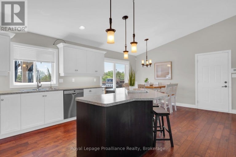 3471 COUNTY 3 ROAD, Prince Edward County (Ameliasburg Ward), Ontario, K0K1L0
