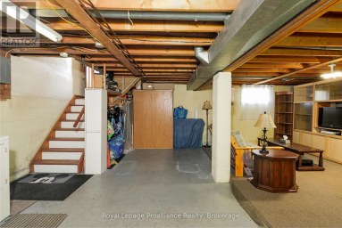 26 JAMES STREET Quinte West (Trenton Ward) Ontario photo 12