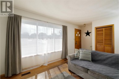 26 JAMES STREET Quinte West (Trenton Ward) Ontario photo 5