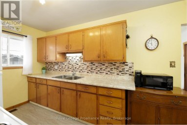 26 JAMES STREET Quinte West (Trenton Ward) Ontario photo 7