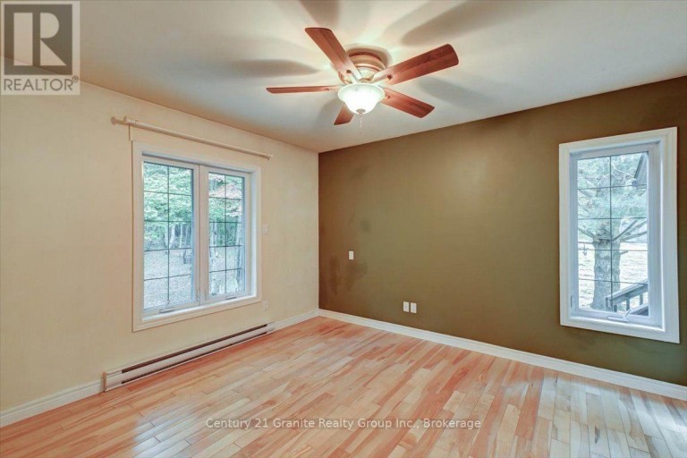 649 MADAWASKA ROAD, Hastings Highlands (Wicklow Ward), Ontario, K0L2S0