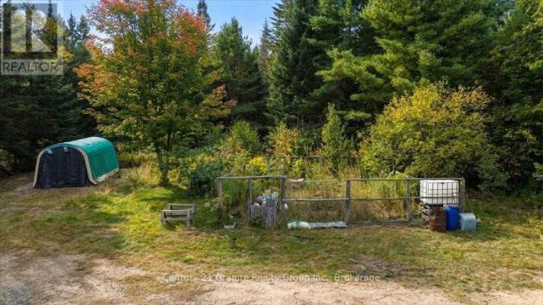 649 MADAWASKA ROAD, Hastings Highlands (Wicklow Ward), Ontario, K0L2S0