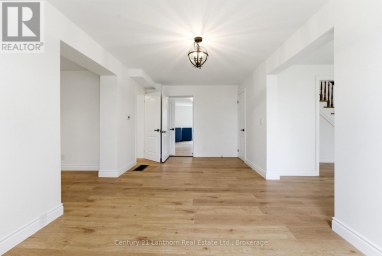 16 STORE STREET Prince Edward County (Hillier Ward) Ontario photo 14
