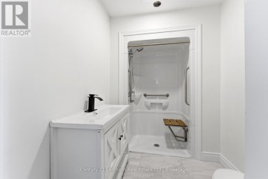 16 STORE STREET Prince Edward County (Hillier Ward) Ontario photo 28