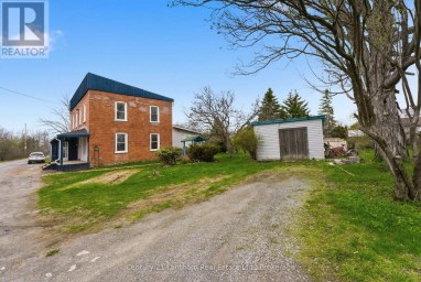 16 STORE STREET Prince Edward County (Hillier Ward) Ontario photo 6