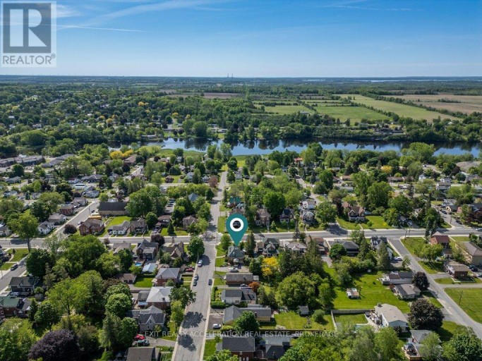 106 DONALD STREET, Greater Napanee (Greater Napanee), Ontario, K7R2V1