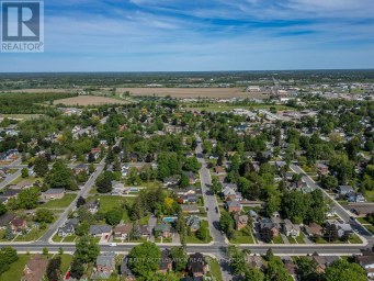 106 DONALD STREET Greater Napanee (Greater Napanee) Ontario photo 46