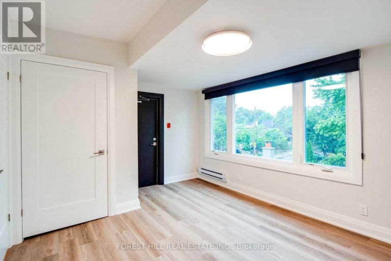 4 - 1 GREENSIDES AVENUE, Toronto (Wychwood), Ontario, M6G3P5