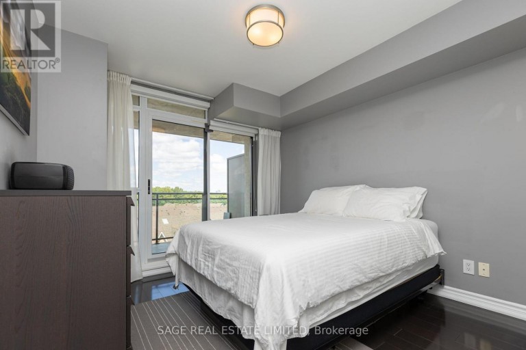 502 - 120 DALLIOMORE CIRCLE, Toronto (Banbury-Don Mills), Ontario, M3C4J1