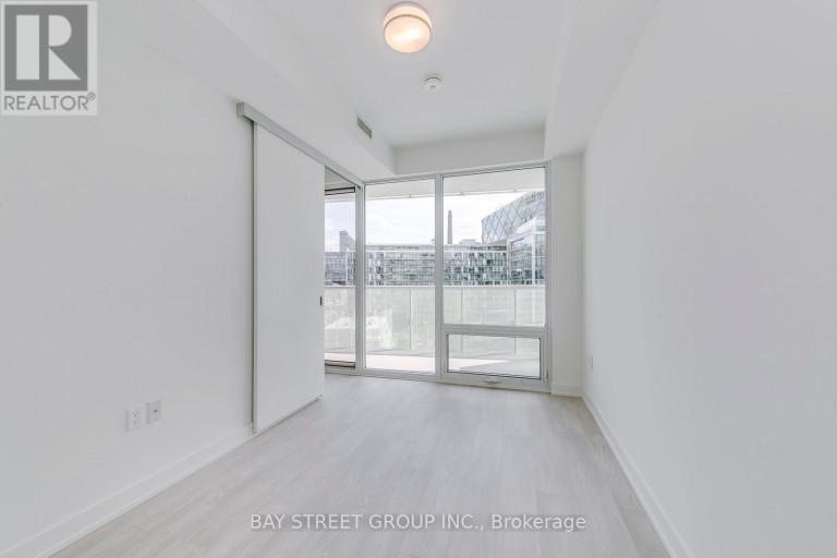 624 - 15 QUEENS QUAY E, Toronto (Waterfront Communities), Ontario, M4J1Y1