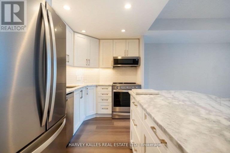 502 - 218 QUEENS QUAY W, Toronto (Waterfront Communities), Ontario, M5J2Y6