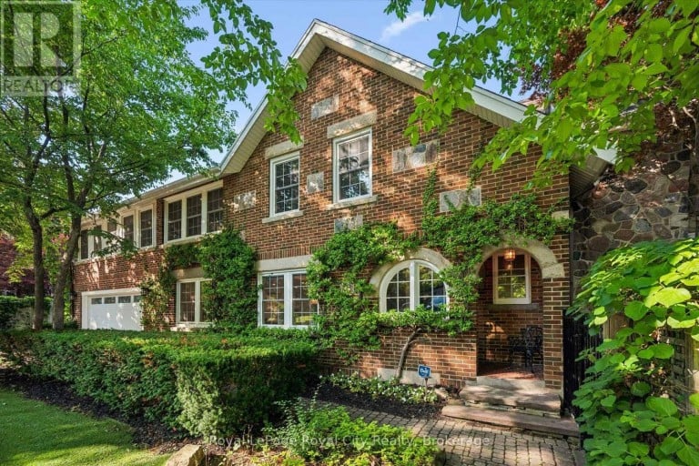 1 BARBER AVENUE, Guelph (Exhibition Park), Ontario, N1H5E6