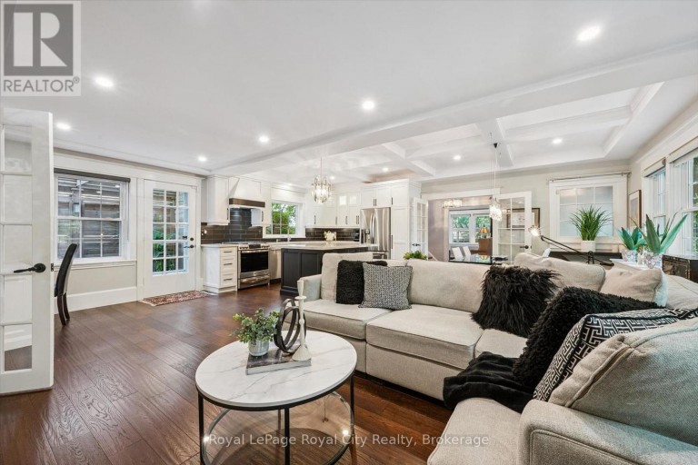 1 BARBER AVENUE, Guelph (Exhibition Park), Ontario, N1H5E6