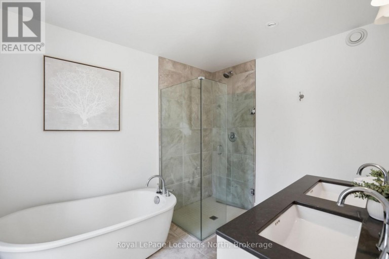 66 GORDON CRESCENT, Meaford, Ontario, N4L1C7