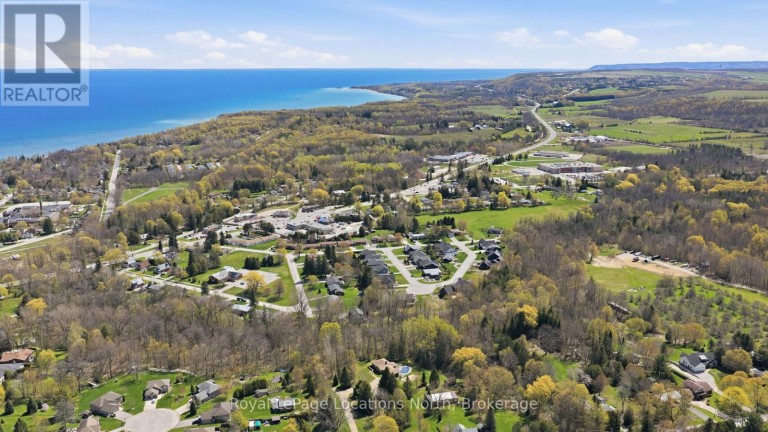 66 GORDON CRESCENT, Meaford, Ontario, N4L1C7