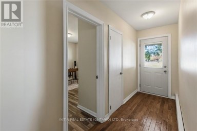 755 TALFOURD STREET Sarnia Ontario photo 11