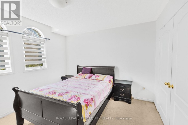44 THACKERY DRIVE, Ajax (Northeast Ajax), Ontario, L1T0B4