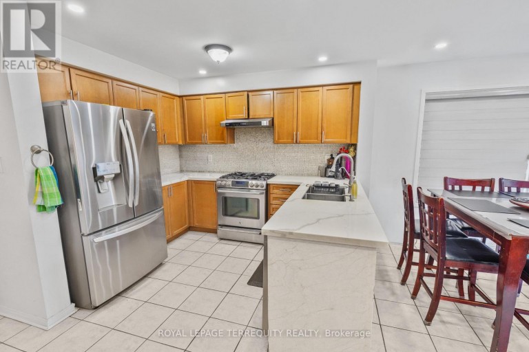 44 THACKERY DRIVE, Ajax (Northeast Ajax), Ontario, L1T0B4