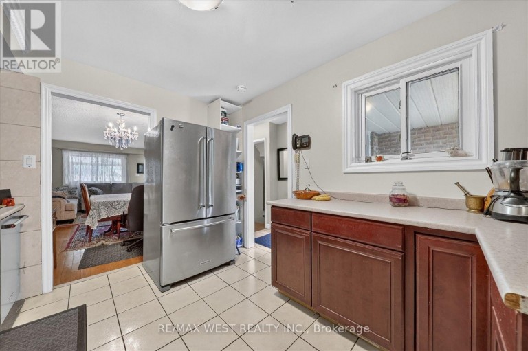 66 BUSHWOOD COURT, Toronto (Malvern), Ontario, M1B2T1