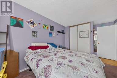 66 BUSHWOOD COURT Toronto (Malvern) Ontario photo 18