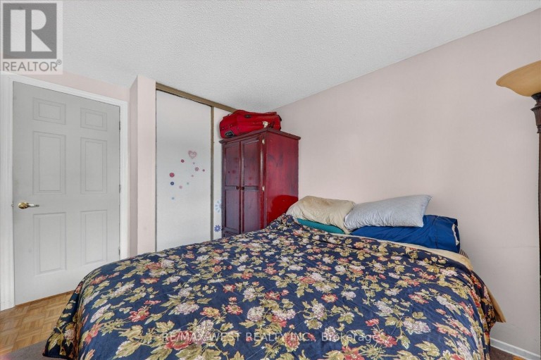 66 BUSHWOOD COURT, Toronto (Malvern), Ontario, M1B2T1