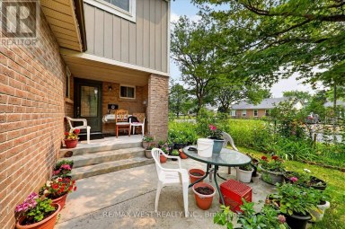 66 BUSHWOOD COURT Toronto (Malvern) Ontario photo 4