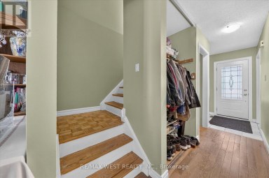 66 BUSHWOOD COURT Toronto (Malvern) Ontario photo 7