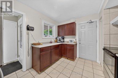66 BUSHWOOD COURT Toronto (Malvern) Ontario photo 8