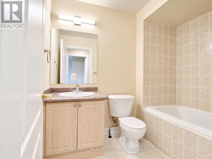 47 LOIRE VALLEY AVENUE, Vaughan (Patterson), Ontario, L4J8R8