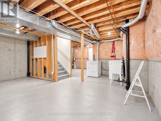 47 LOIRE VALLEY AVENUE, Vaughan (Patterson), Ontario, L4J8R8