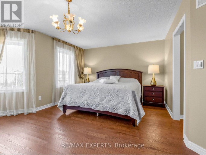 113 SONOMA BOULEVARD, Vaughan (Sonoma Heights), Ontario, L4H1N8