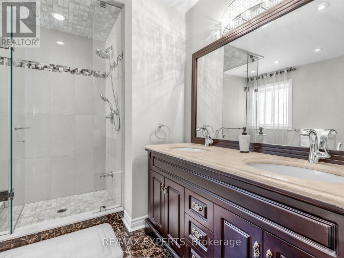 113 SONOMA BOULEVARD, Vaughan (Sonoma Heights), Ontario, L4H1N8