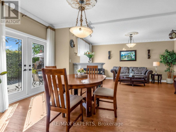 113 SONOMA BOULEVARD, Vaughan (Sonoma Heights), Ontario, L4H1N8