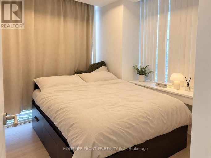 2504 - 7895 JANE STREET, Vaughan (Vaughan Corporate Centre), Ontario, L4K0K2
