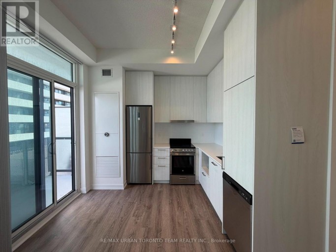 812 - 195 COMMERCE STREET, Vaughan (Vaughan Corporate Centre), Ontario, L4K5Z7