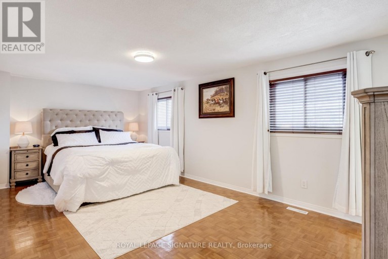 5 LONGHOUSE STREET, Vaughan (East Woodbridge), Ontario, L4L4Z3