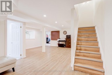 5 LONGHOUSE STREET Vaughan (East Woodbridge) Ontario photo 22