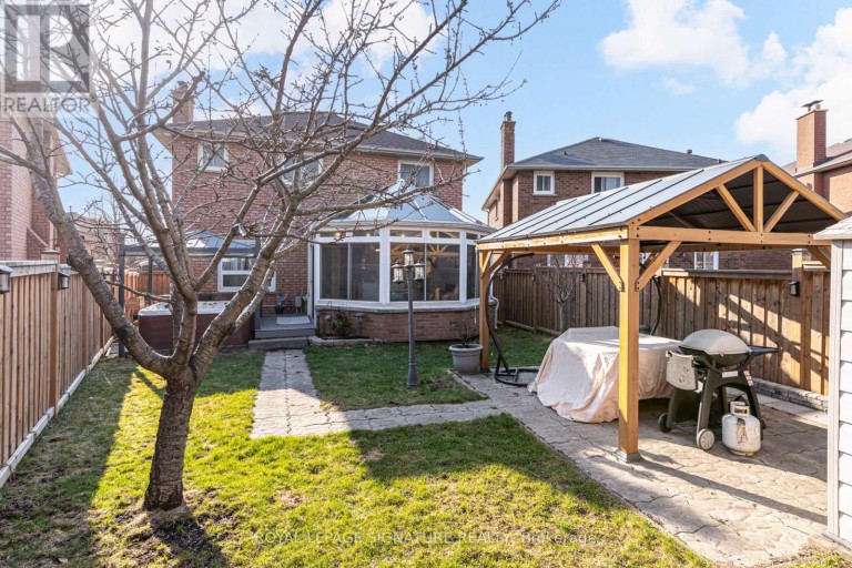 5 LONGHOUSE STREET, Vaughan (East Woodbridge), Ontario, L4L4Z3
